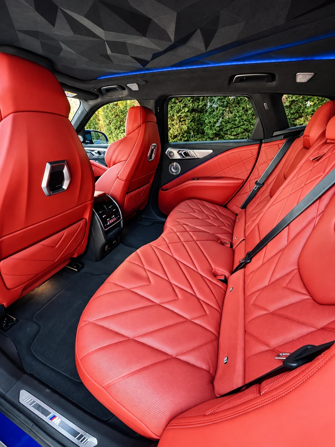 BMW XM Merino/B&W/23  | Mobile.bg � ����������� 12
