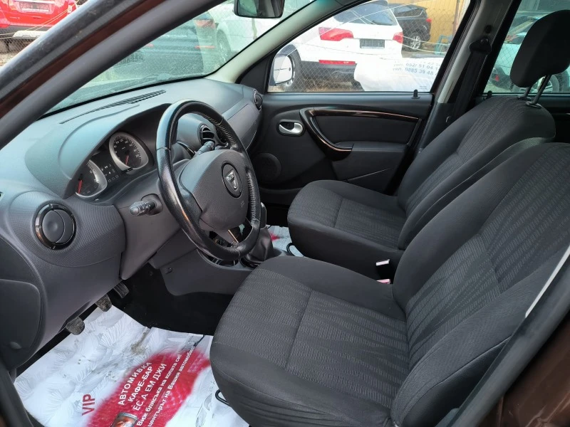 Dacia Duster 1.5dci, снимка 10 - Автомобили и джипове - 44641872