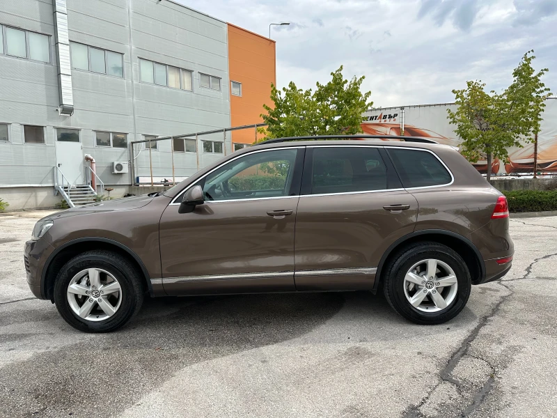 VW Touareg 3.0TDI 245к.с. , снимка 2 - Автомобили и джипове - 47230456