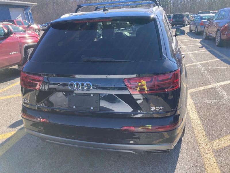 Audi Q7 Prestige* Matrix* Distronic* Digital* Обдух* Подгр, снимка 4 - Автомобили и джипове - 48714241