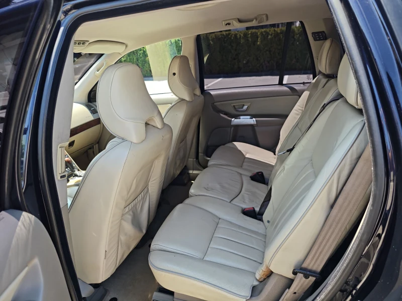 Volvo Xc90 V8 LPG, снимка 9 - Автомобили и джипове - 51962075