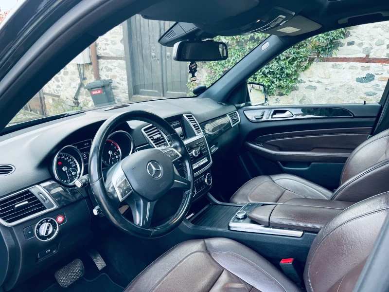 Mercedes-Benz ML 350 4 Matic, снимка 10 - Автомобили и джипове - 52860514