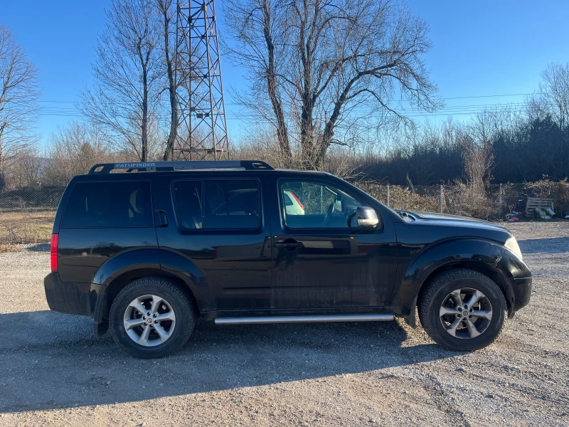 Nissan Pathfinder, снимка 7 - Автомобили и джипове - 52942653
