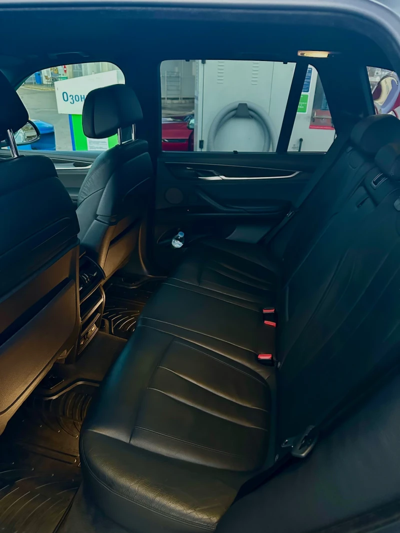 BMW X5 40d Всички Екстри, снимка 8 - Автомобили и джипове - 53024083