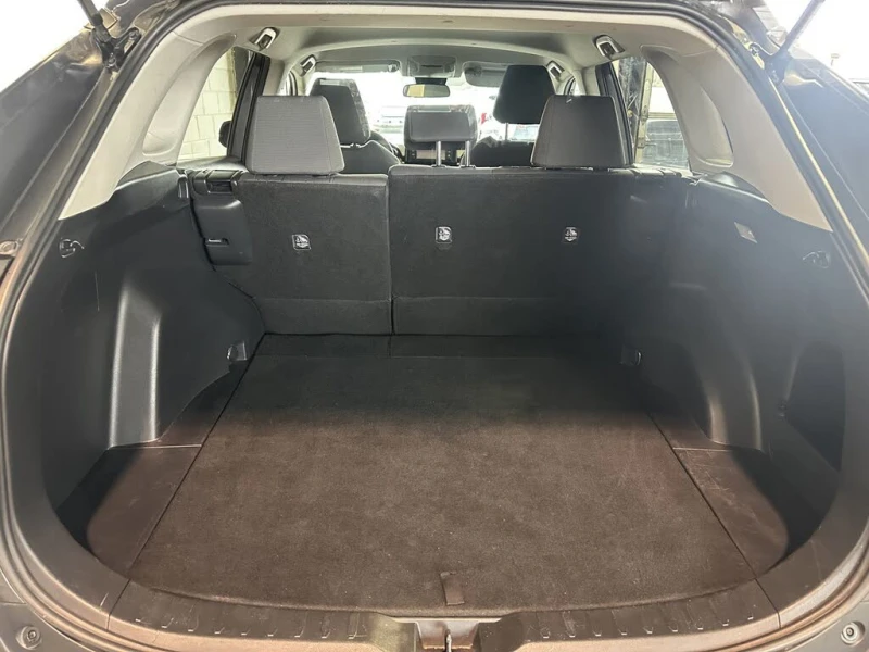 Toyota Rav4 LE AWD, снимка 15 - Автомобили и джипове - 53450342