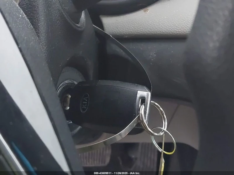 Kia Sportage 2.4l Lx, снимка 11 - Автомобили и джипове - 53577557