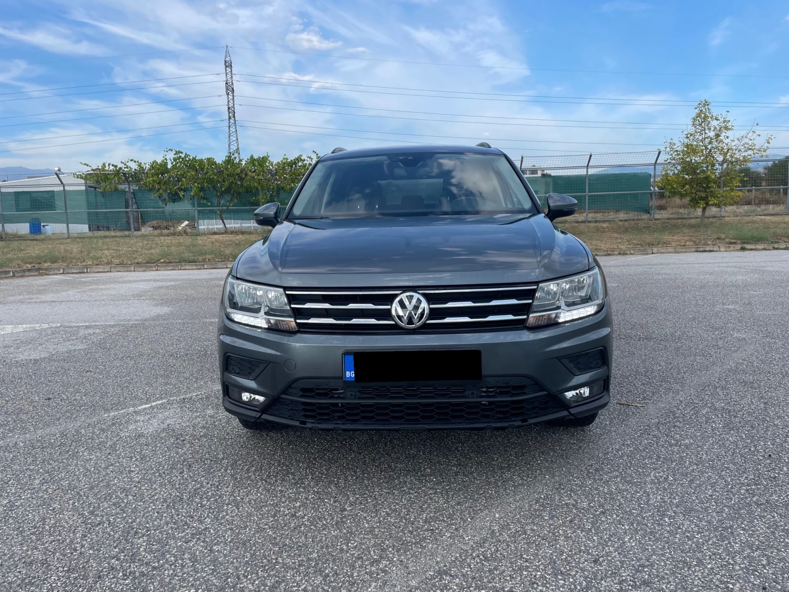 VW Tiguan  7 места / 150 к.с. - изображение 2