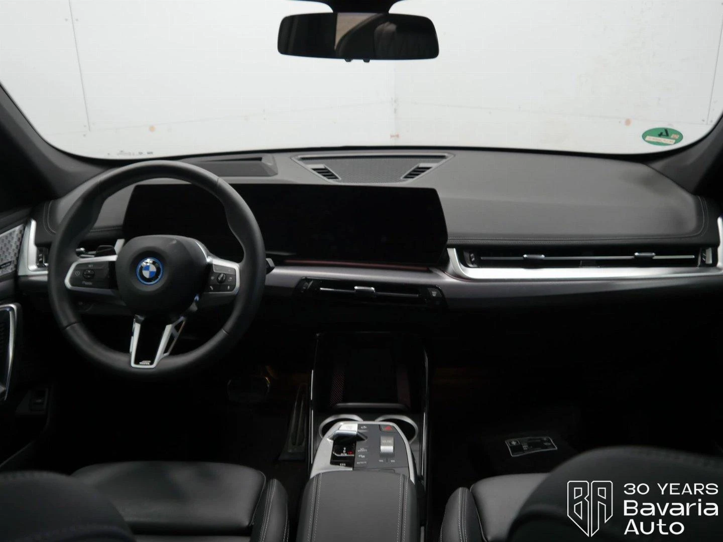 BMW iX1 30 xDrive M Sport Paket | Mobile.bg   6