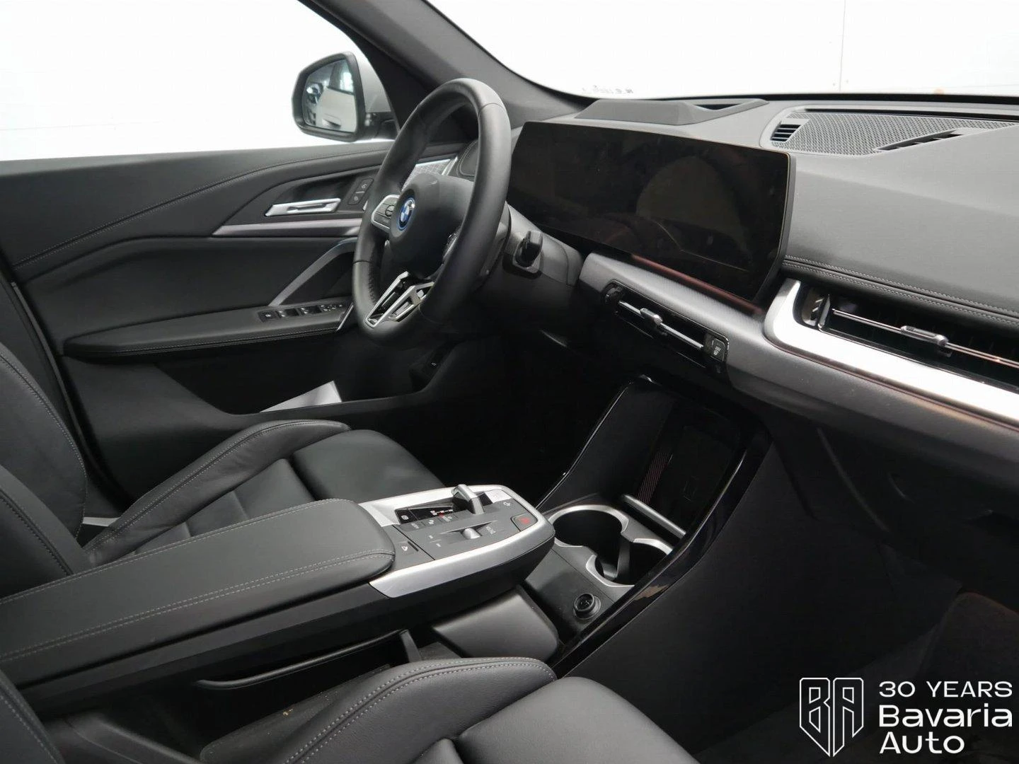 BMW iX1 30 xDrive M Sport Paket | Mobile.bg   7