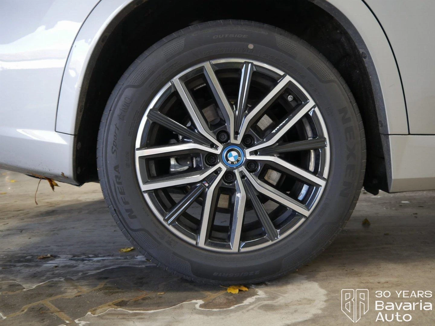 BMW iX1 30 xDrive M Sport Paket | Mobile.bg   14