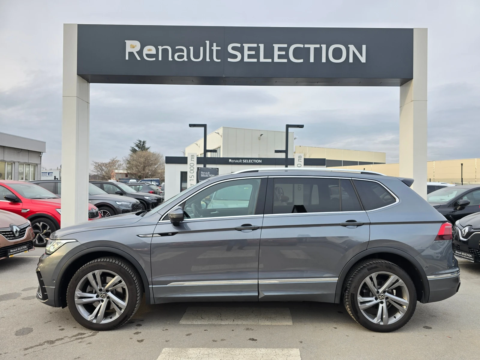 VW Tiguan 2.0 TDI/R-LINE/ALLSPACE - изображение 3