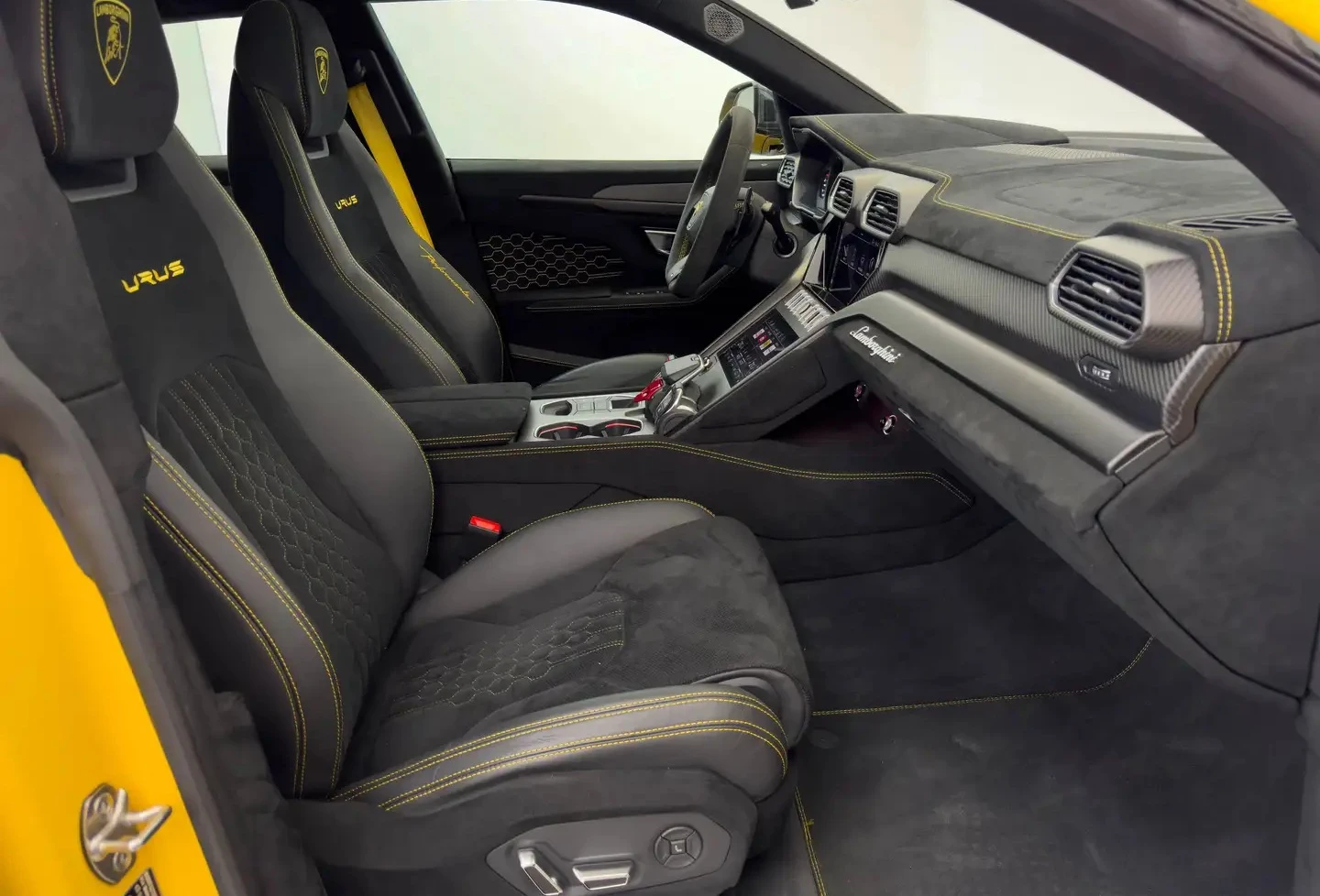 Lamborghini Urus Performante 4.0 V8 4WD, снимка 9 - Автомобили и джипове - 54516387