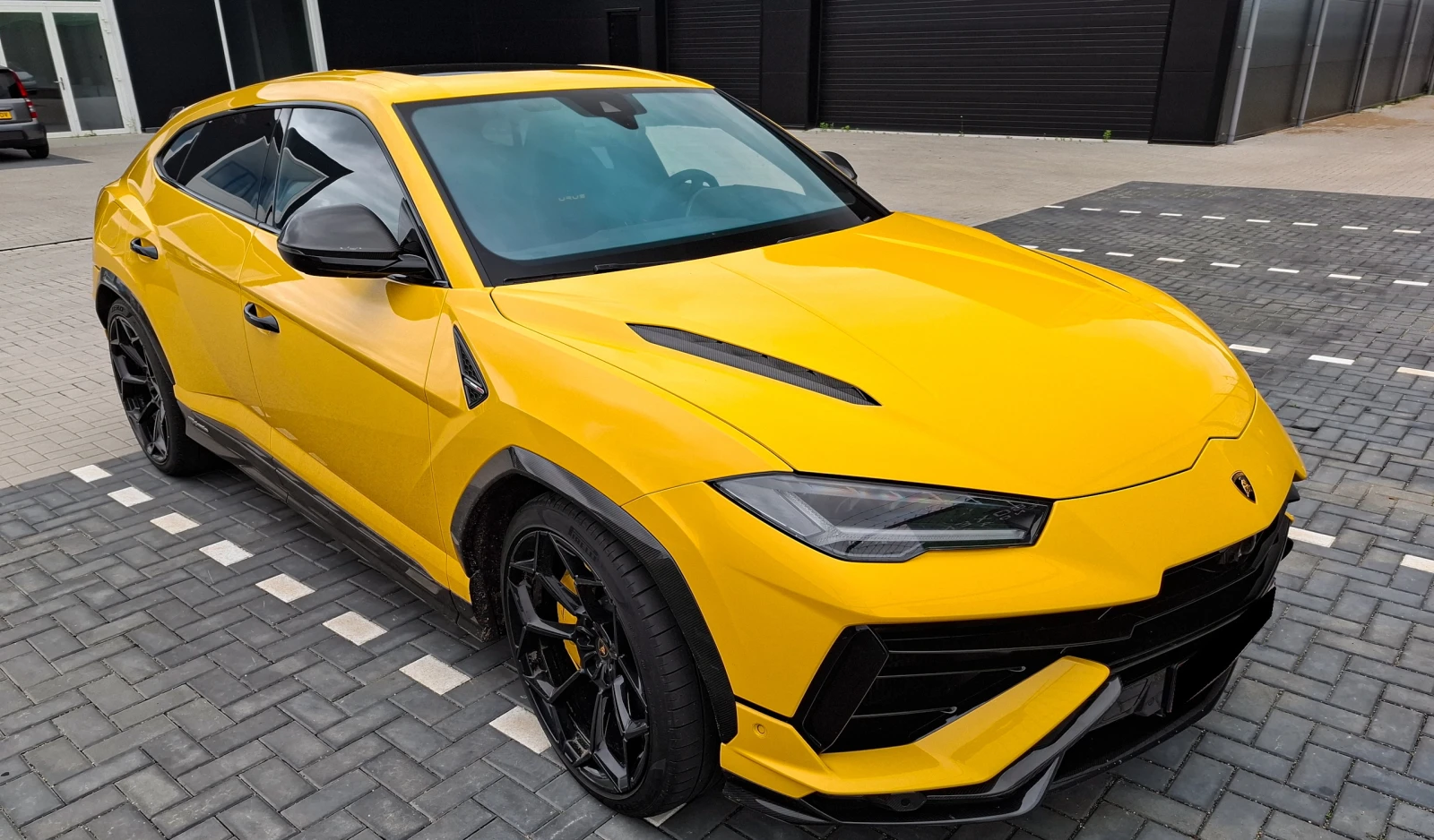Lamborghini Urus Performante 4.0 V8 4WD, снимка 3 - Автомобили и джипове - 54516387