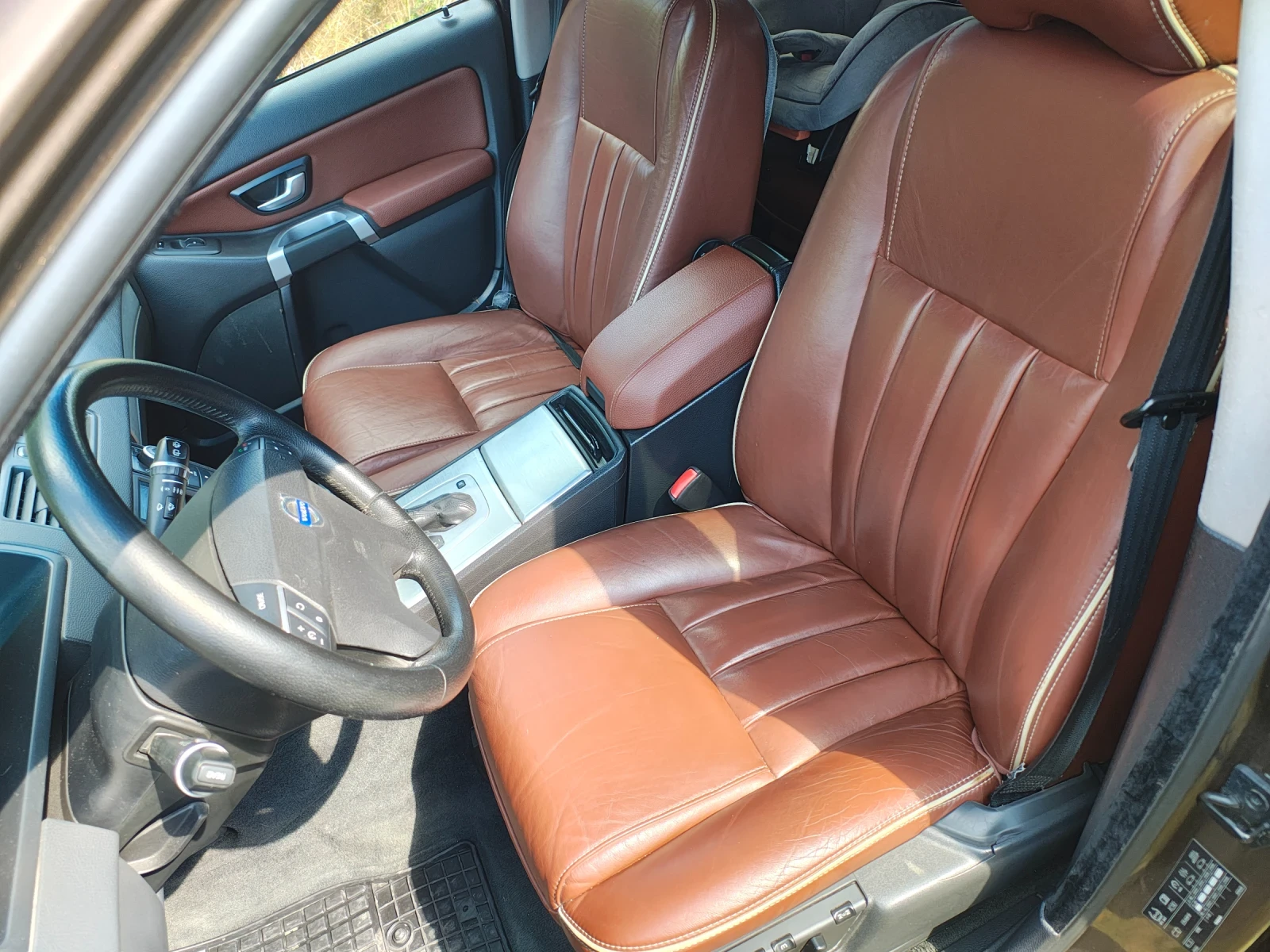 Volvo Xc90 2.4 D5, снимка 8 - Автомобили и джипове - 54624164