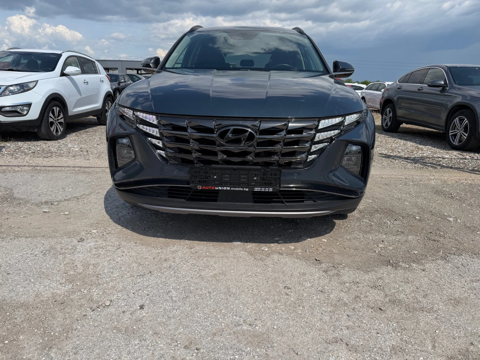 Hyundai Tucson 1.6 CRDI, снимка 2 - Автомобили и джипове - 54668938
