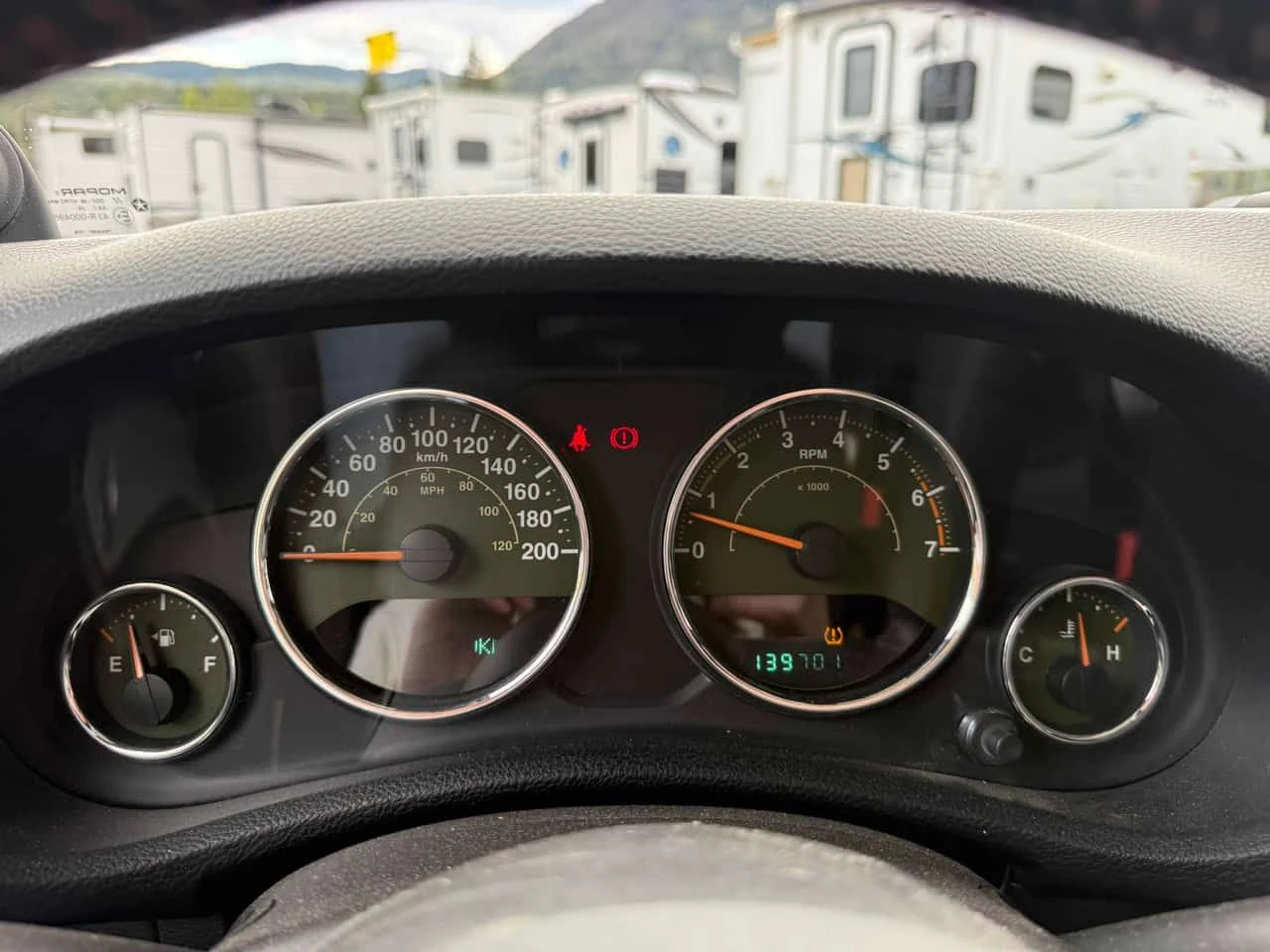 Jeep Wrangler * 70th Anniversary* АВТОКРЕДИТ БЕЗ ПЪРВОНАЧАЛНА* , снимка 8 - Автомобили и джипове - 54760393