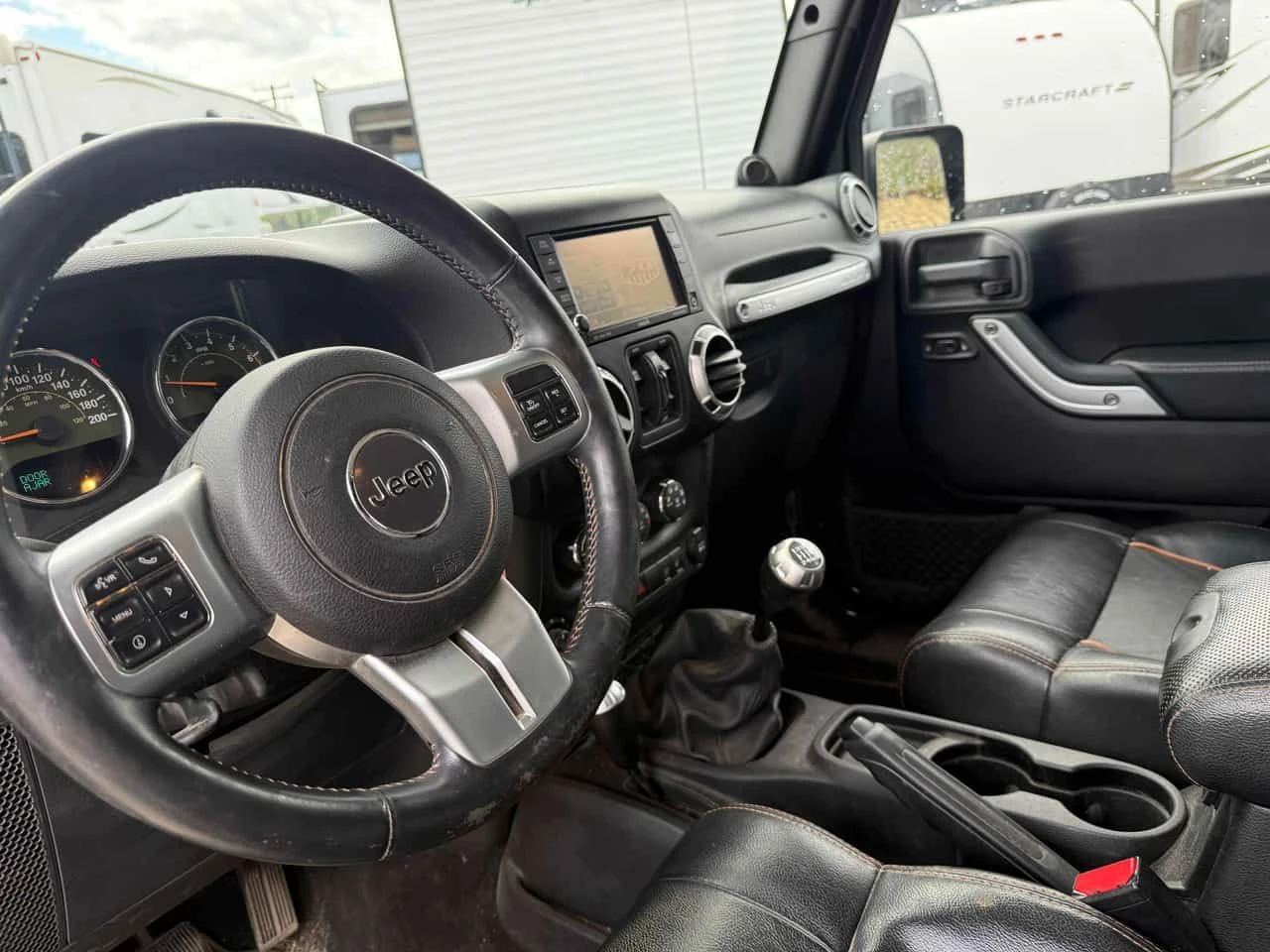 Jeep Wrangler * 70th Anniversary* АВТОКРЕДИТ БЕЗ ПЪРВОНАЧАЛНА* , снимка 10 - Автомобили и джипове - 54760393