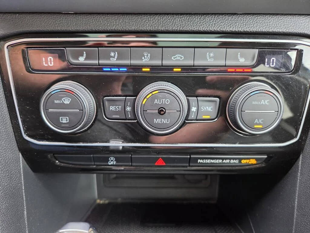 VW Atlas 3.6L 4MOTION/PANO/360/SPECIAL, снимка 14 - Автомобили и джипове - 55122728