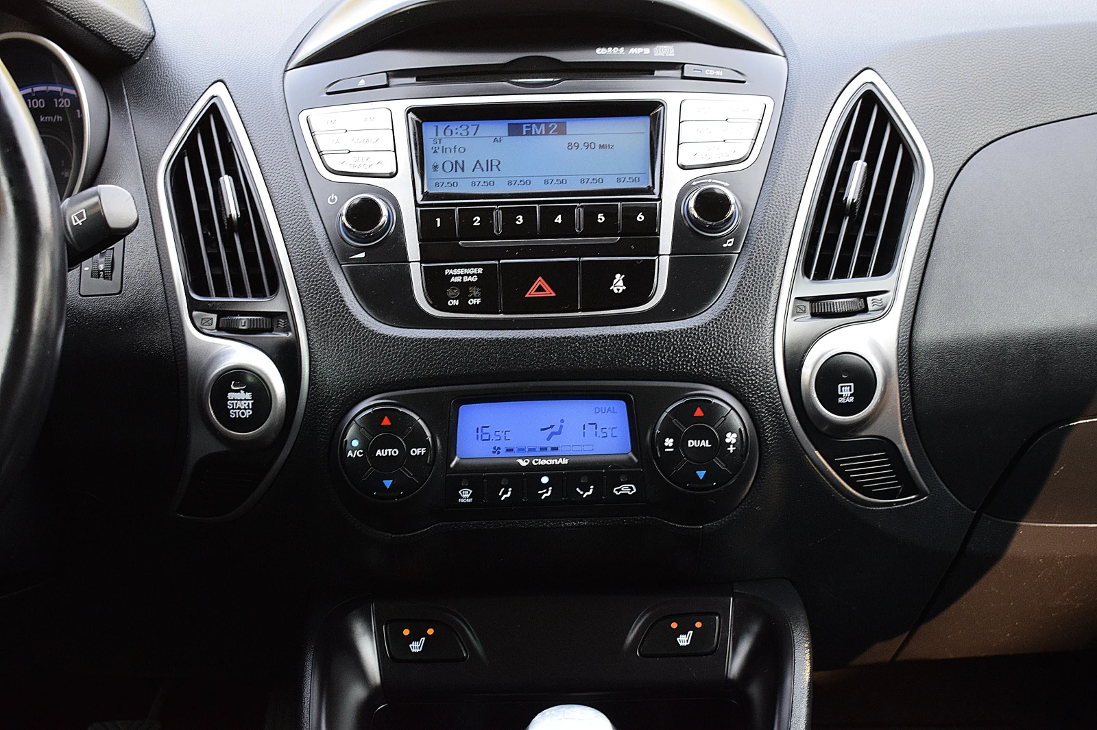 Hyundai IX35 2.0ШВЕЙЦАРИЯ/LUX/4x4, снимка 11 - Автомобили и джипове - 55713349