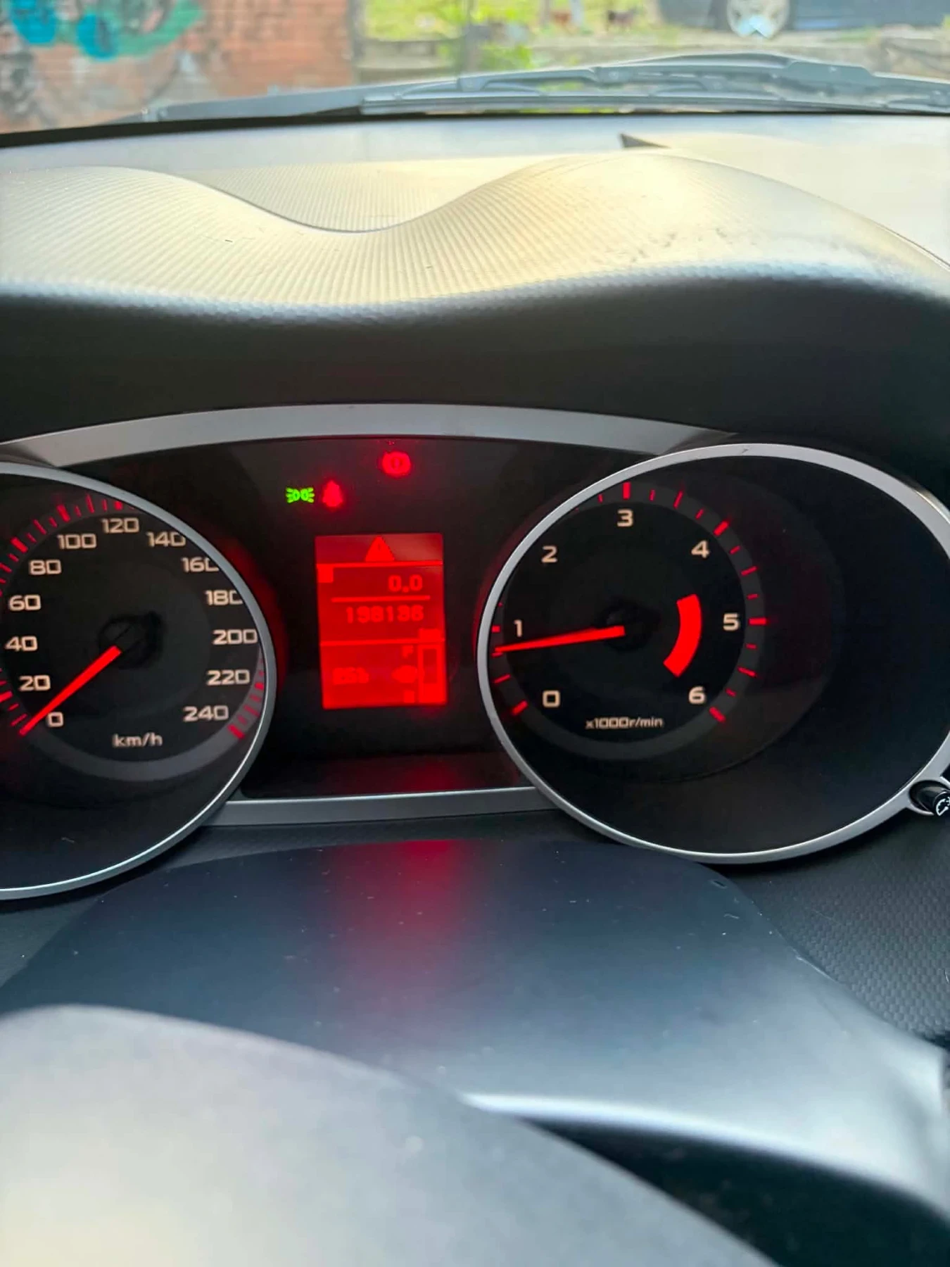 Mitsubishi Outlander, снимка 6 - Автомобили и джипове - 55942081