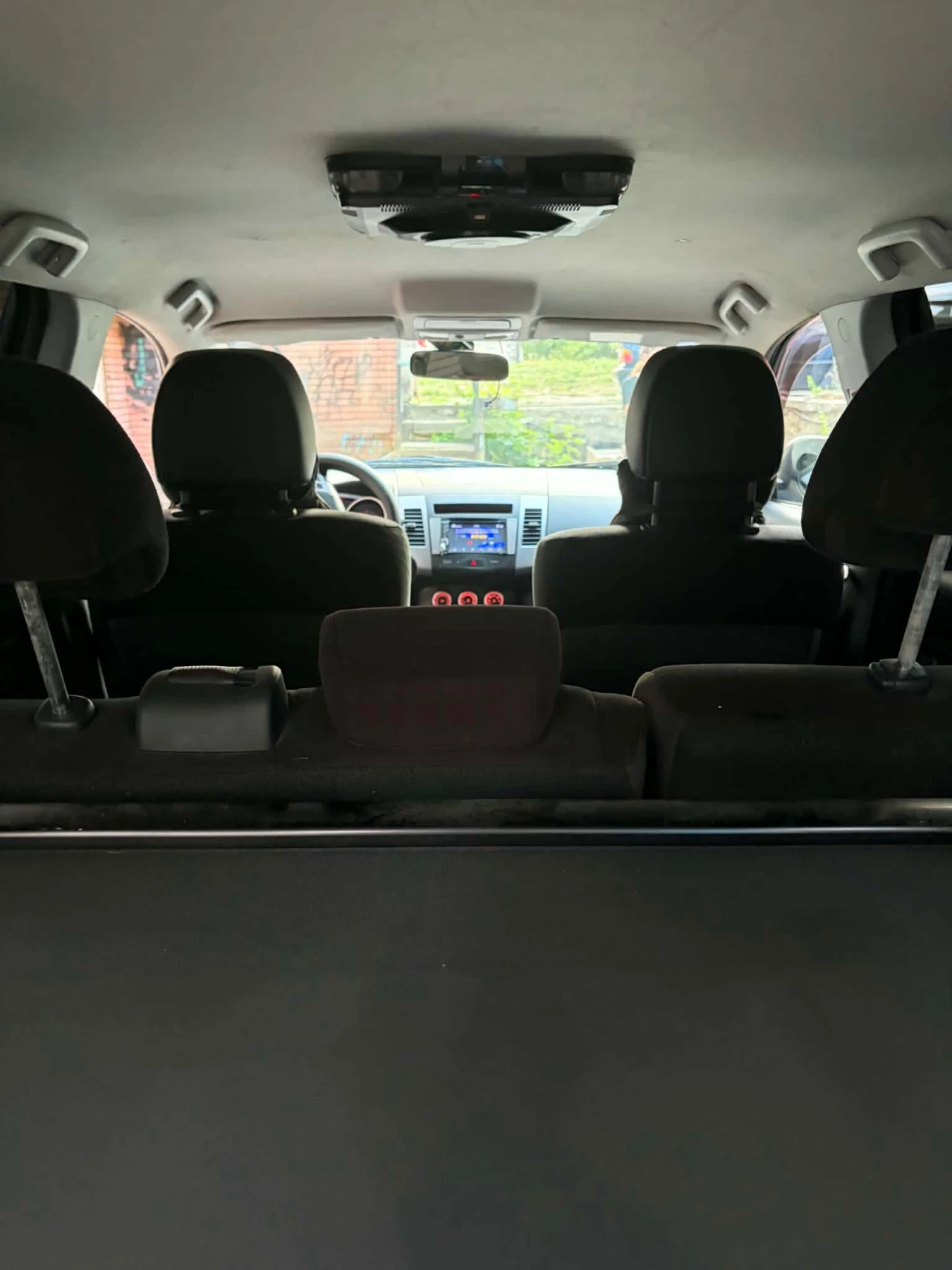 Mitsubishi Outlander, снимка 8 - Автомобили и джипове - 55942081