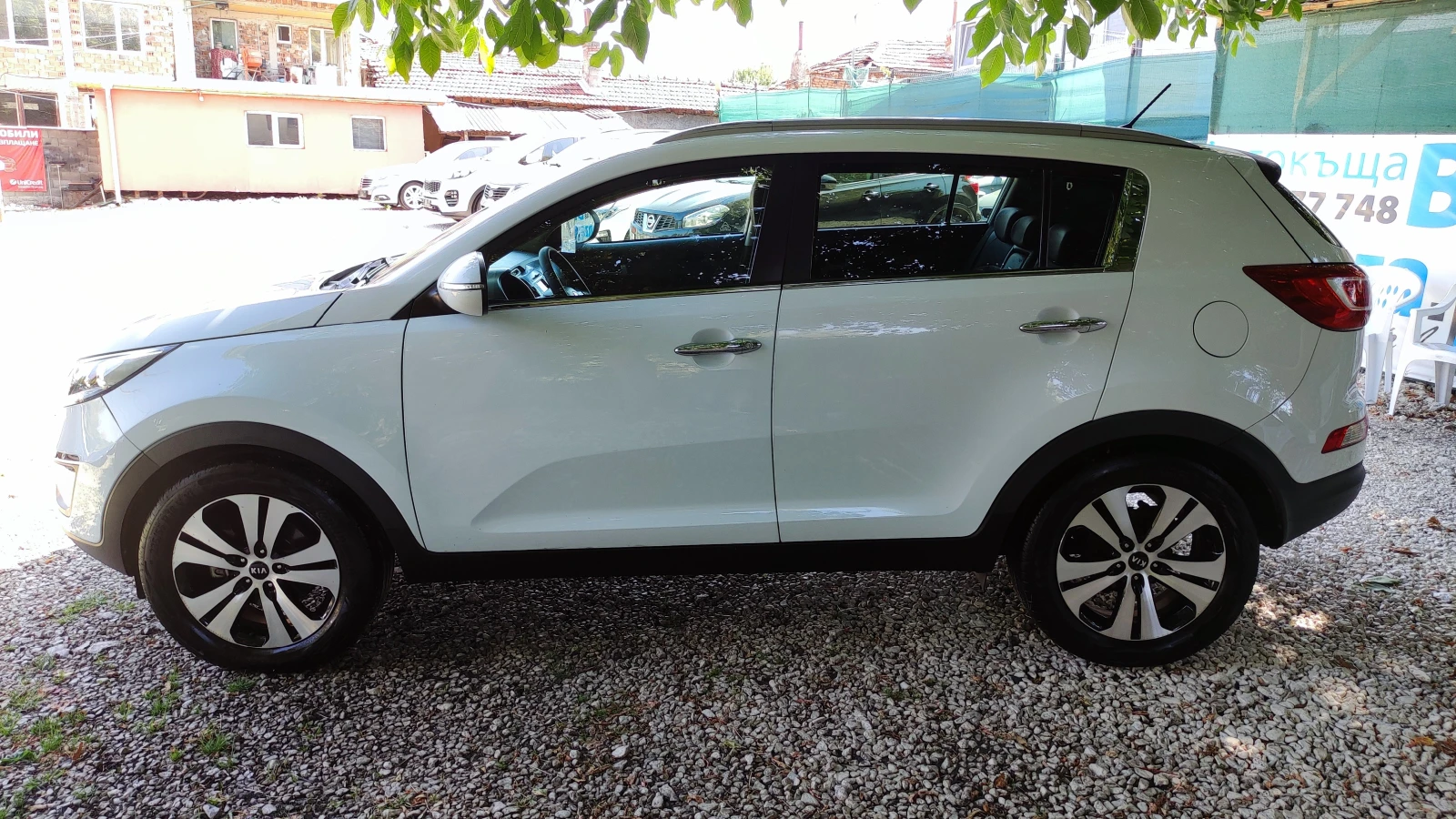 Kia Sportage 1.7 CRDI Facelift кожен салон, снимка 4 - Автомобили и джипове - 56017771