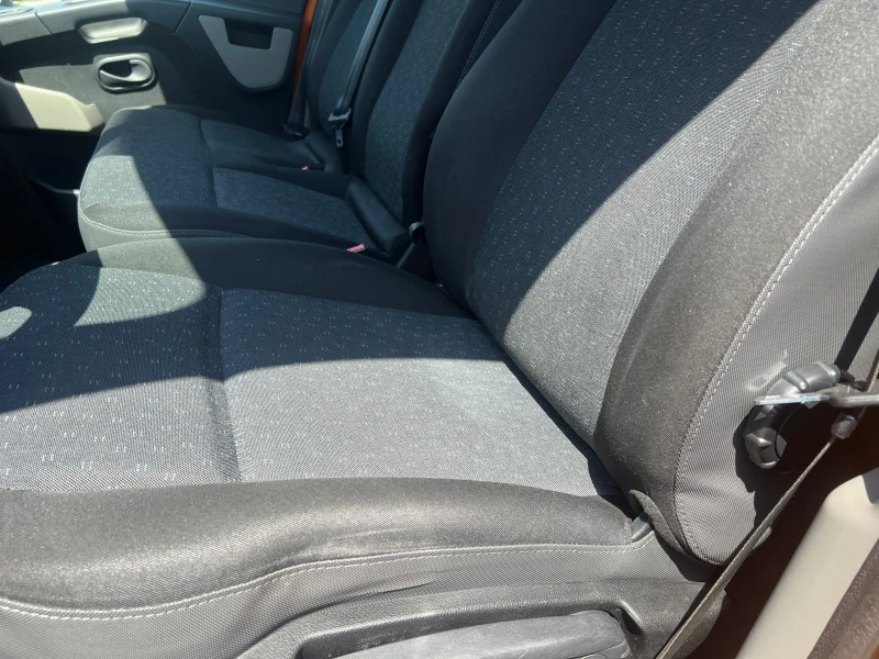 Renault Master 2.3D-Klima-7места, снимка 13 - Бусове и автобуси - 51106477