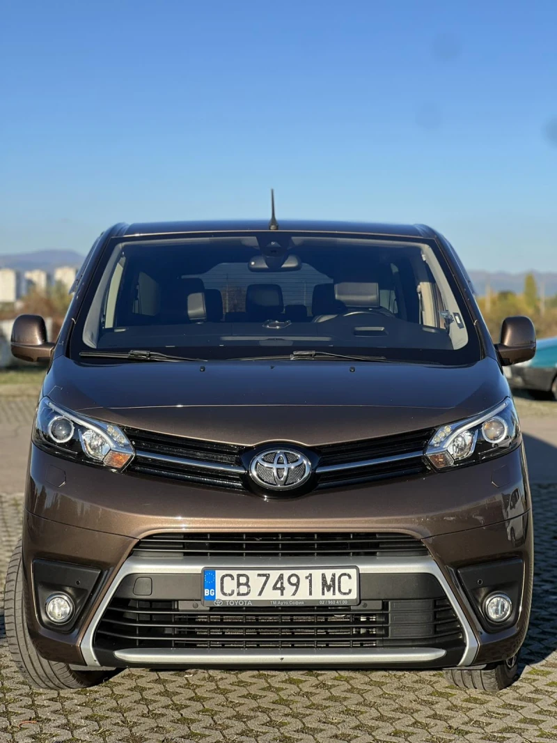 Toyota Proace VIP+ , снимка 2 - Бусове и автобуси - 52599606