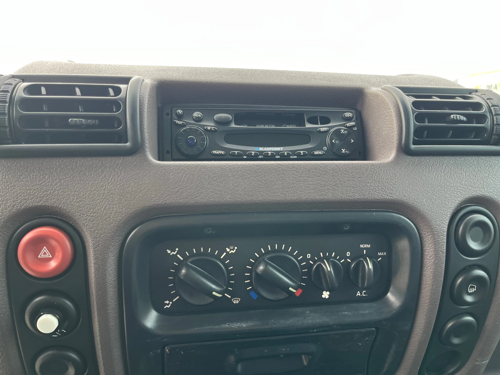 Renault Master MASCOTT ХЛАДИЛЕН+ КЛИМАТИК - изображение 10