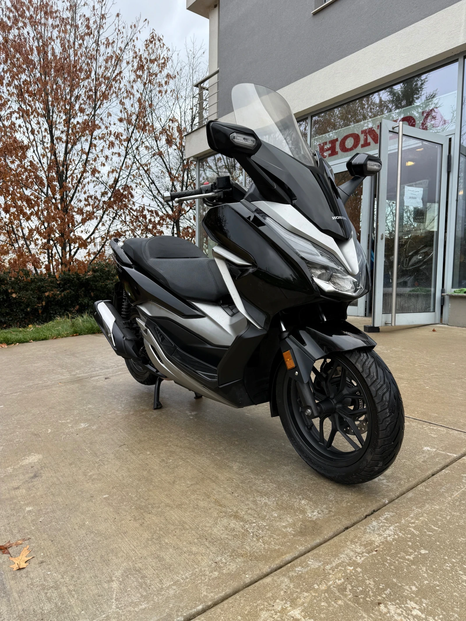 Honda Forza ABS / TC / LED 300i 2018 - изображение 2