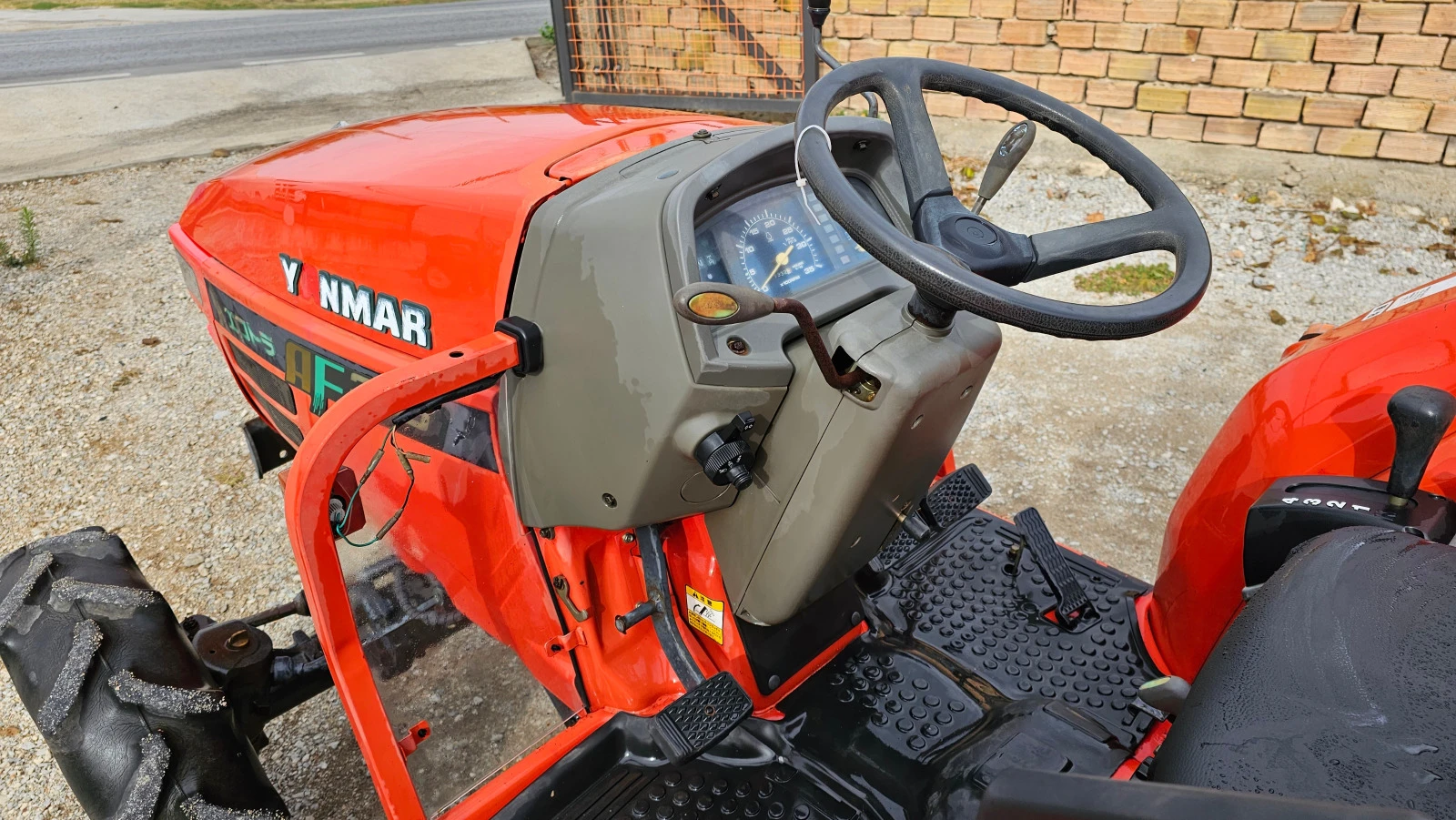 Трактор Yanmar AF310 с фреза, 4х4, 31 кс., АграБГ Джолев - изображение 8