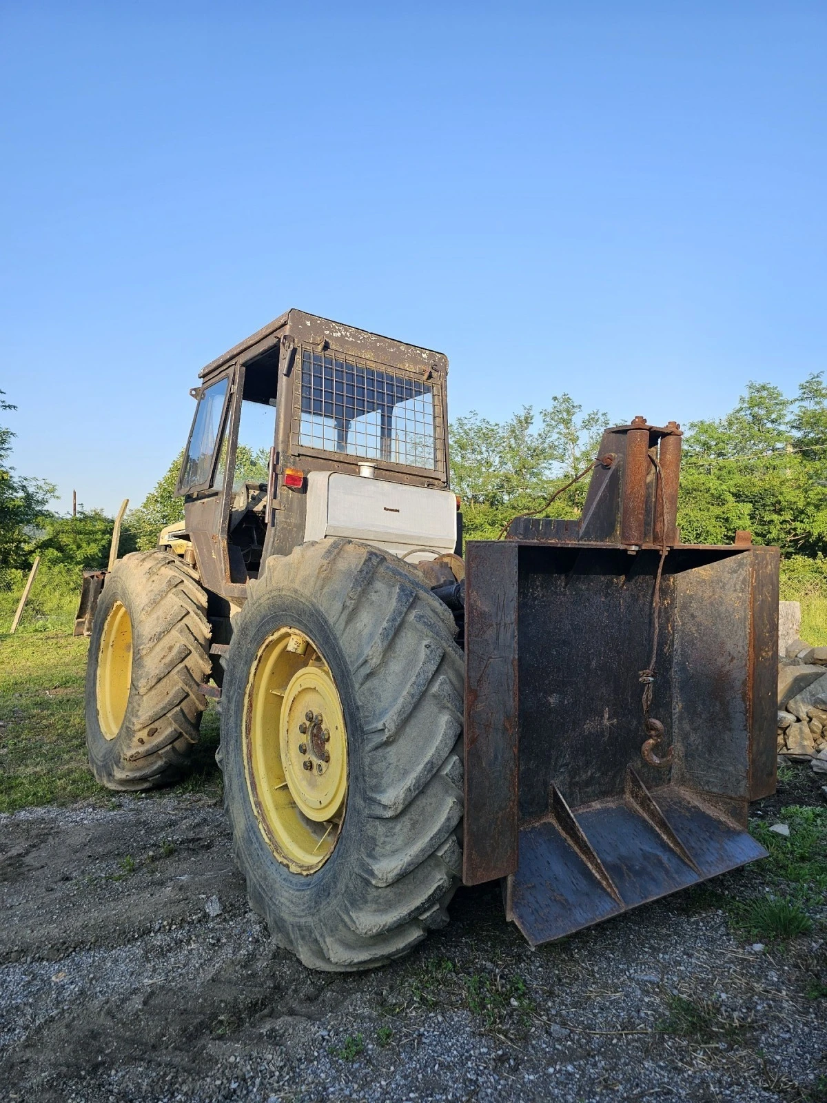 Специализирани машини Машини за дърводобив Massey Ferguson  - изображение 4