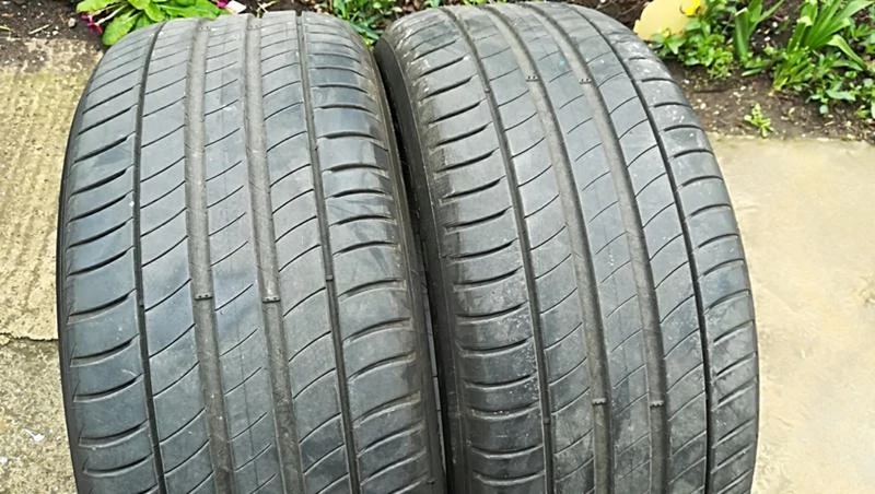 Гуми Летни 225/50R17, снимка 1 - Гуми и джанти - 25086874