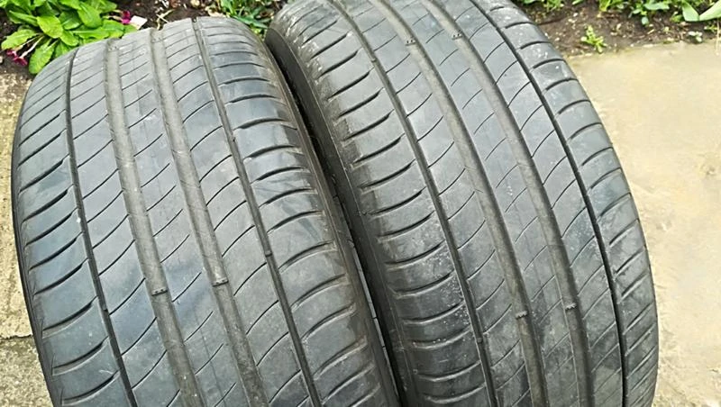 Гуми Летни 225/50R17, снимка 2 - Гуми и джанти - 25086874