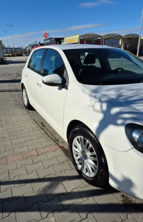 VW Golf 1.6tdi, снимка 3