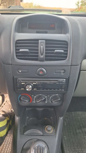 Renault Clio 1.2 i, снимка 9