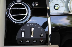 Rolls-Royce Dawn 6.6 V12/ HEAD UP/ NIGHT VISION/ CAMERA/ 21/ - 257980 € / 504565.02 лв. - 82924572 12