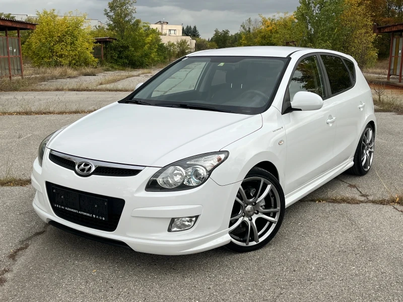 Hyundai I30 1.4i, снимка 1 - Автомобили и джипове - 47463333