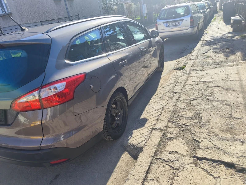 Ford Focus, снимка 11 - Автомобили и джипове - 47518646