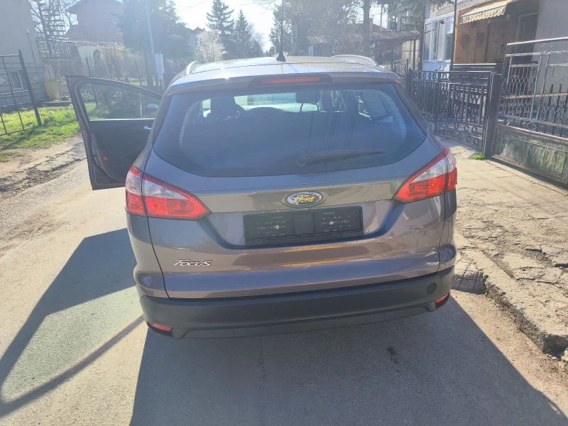 Ford Focus, снимка 9 - Автомобили и джипове - 47518646