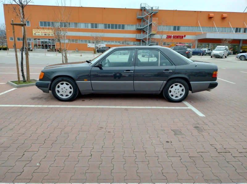 Mercedes-Benz 200 E, снимка 5 - Автомобили и джипове - 49395202