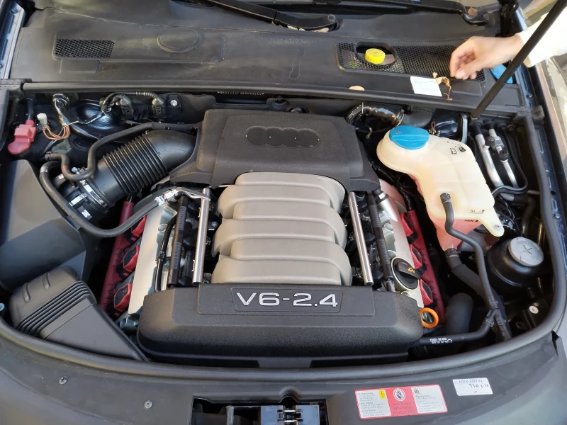 Audi A6, снимка 10 - Автомобили и джипове - 52619599