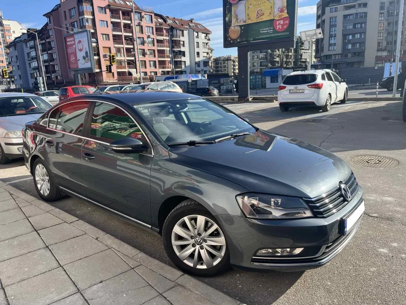 VW Passat 1.8 бензин, 97500км, снимка 10 - Автомобили и джипове - 52943194