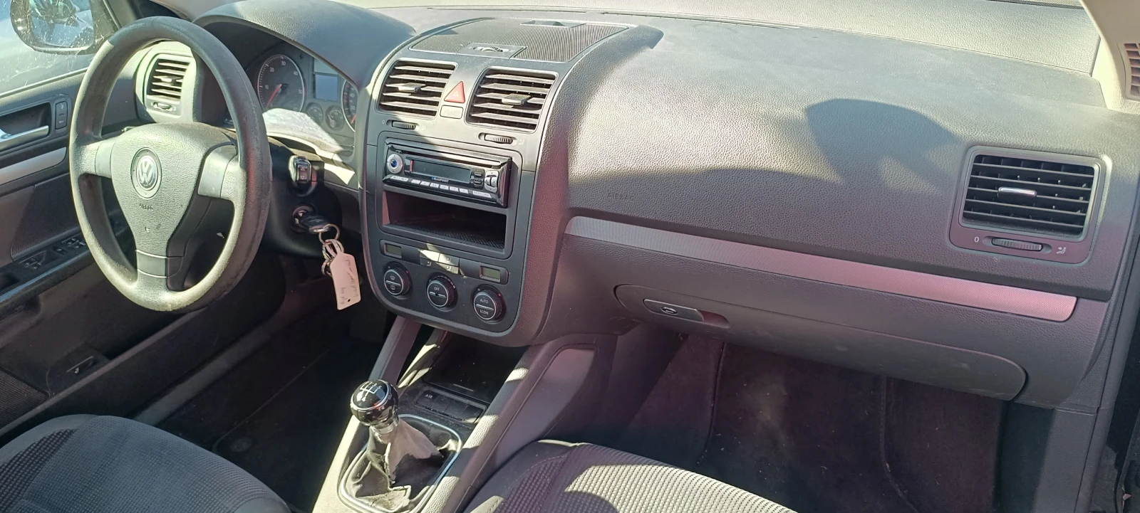 VW Jetta 1.4TSI/1.9/2.0TDI, снимка 13 - Автомобили и джипове - 13235991