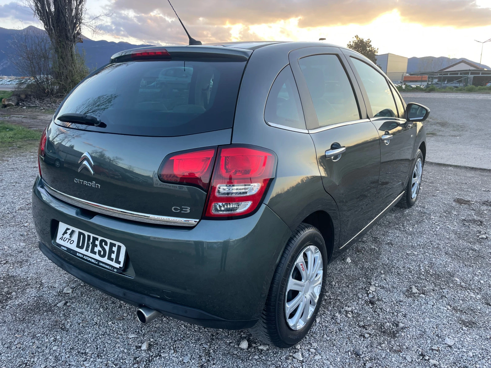 Citroen C3 1.4HDI-EXCLUSIV-ITALIA-PANORAMA - изображение 9