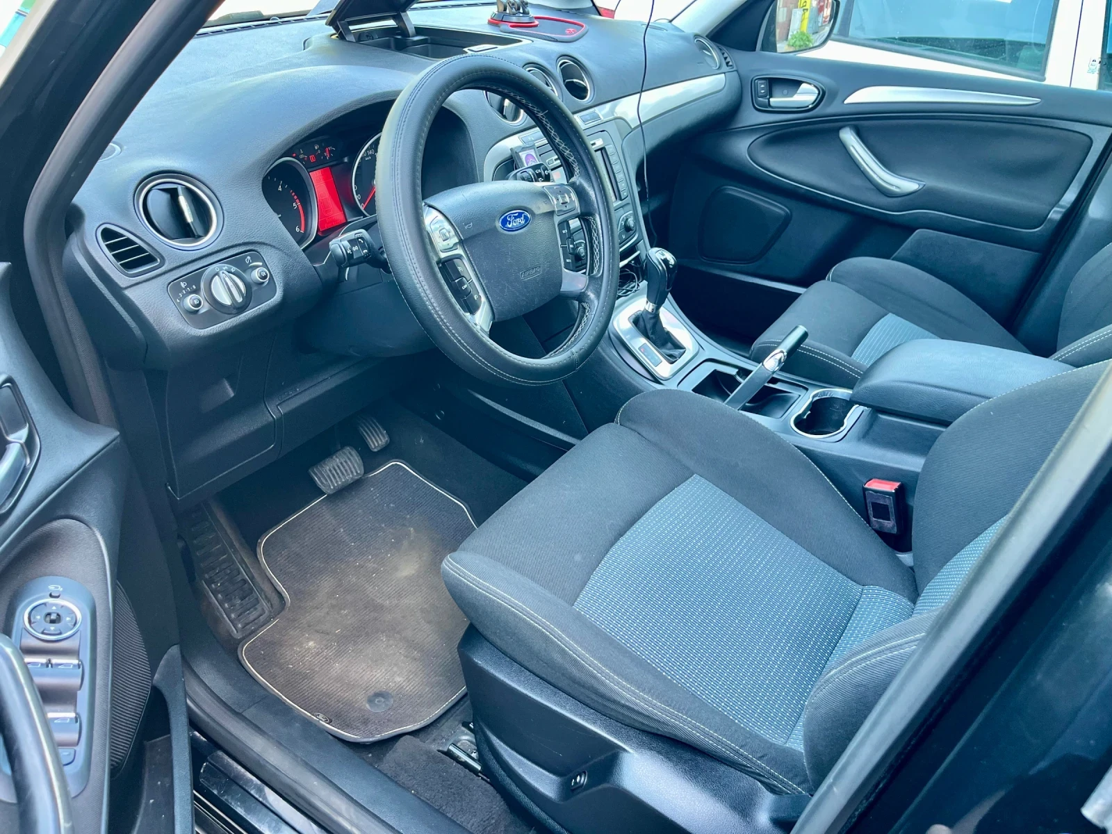 Ford S-Max  - изображение 5