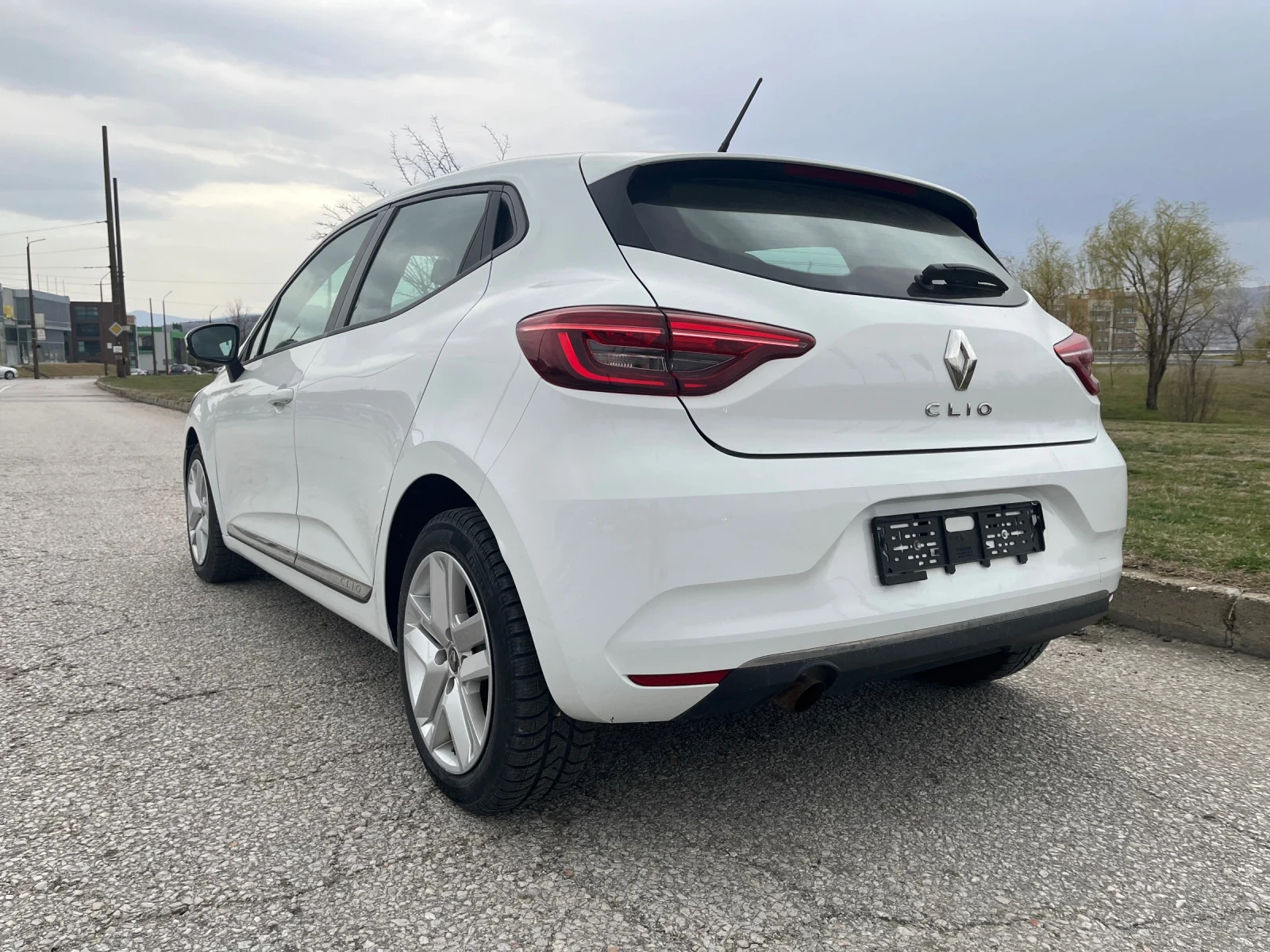 Renault Clio 1.0 TopNova - изображение 4