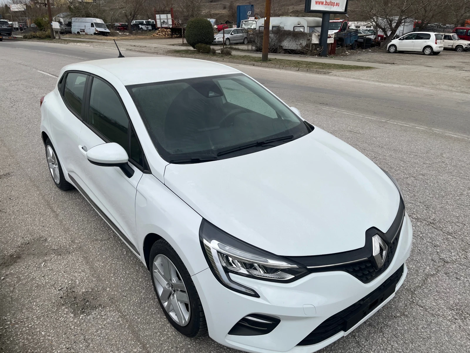 Renault Clio 1.0 TopNova - изображение 7