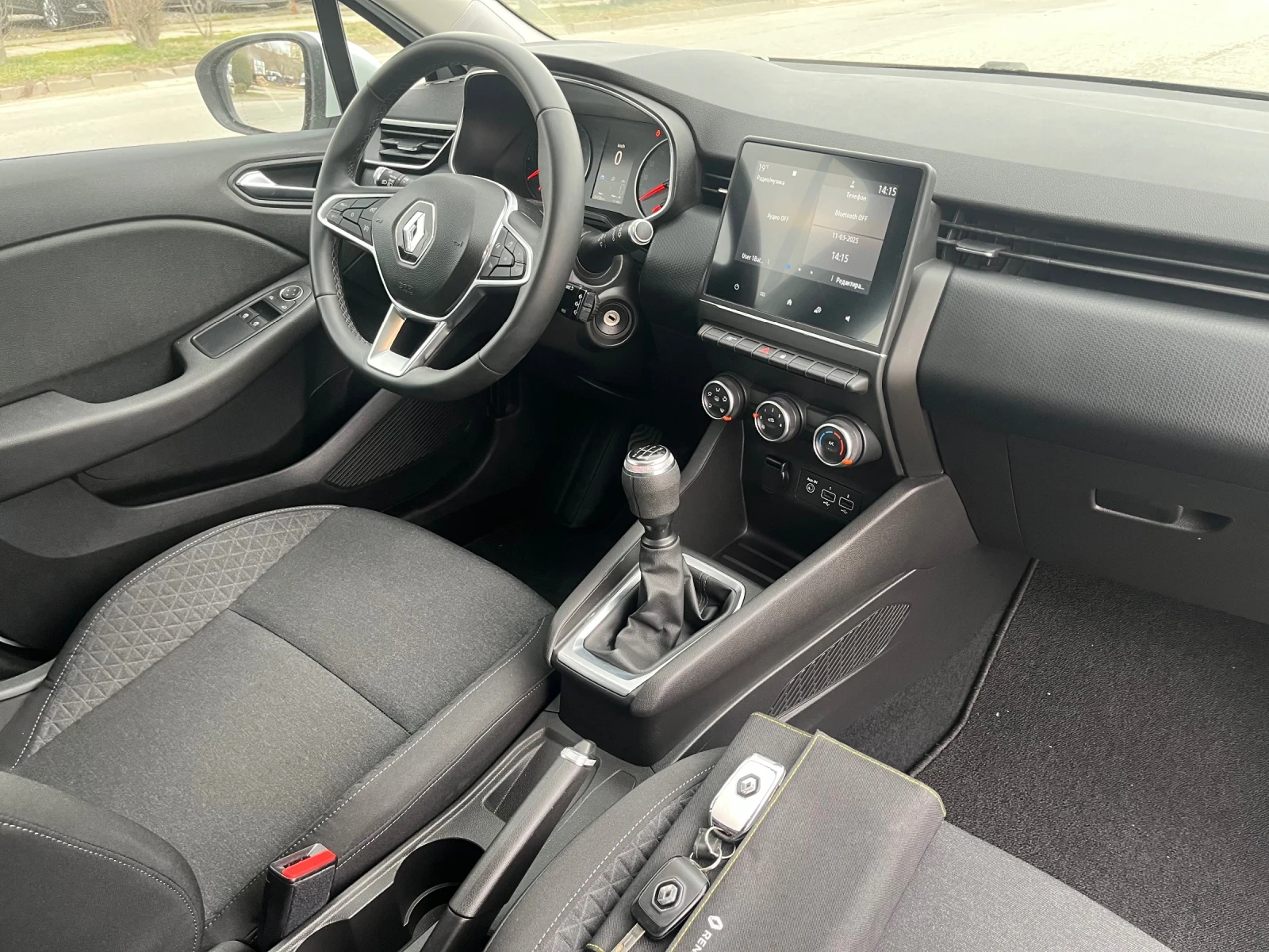 Renault Clio 1.0 TopNova - изображение 9