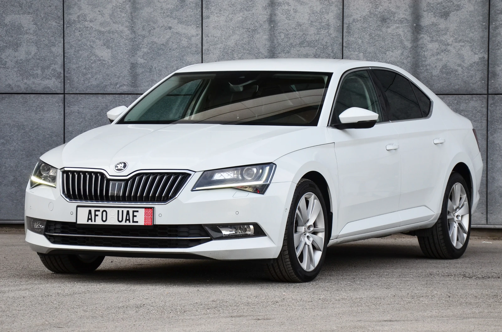 Skoda Superb 2.0 TDI 190 PS | Mobile.bg   1